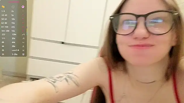 แชท XXX สดของ honeywander