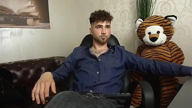 KyloEastn Webbikameraesitys