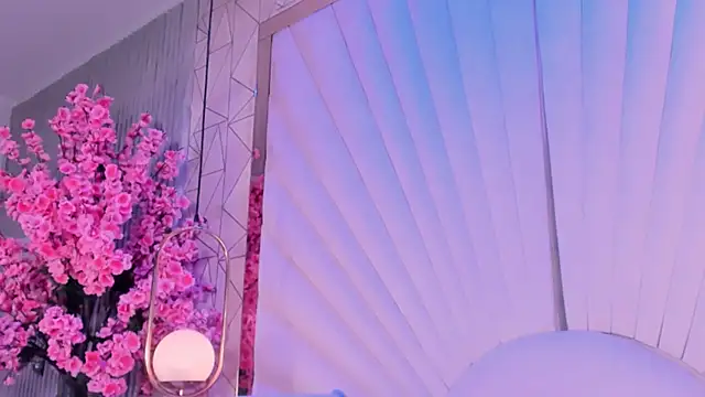 VesperVelvet Live XXX-chat