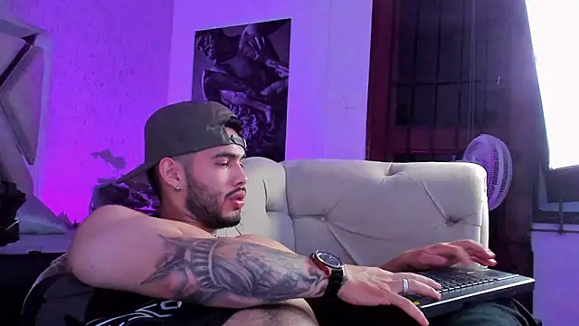 Vincentblack 라이브 XXX 채팅