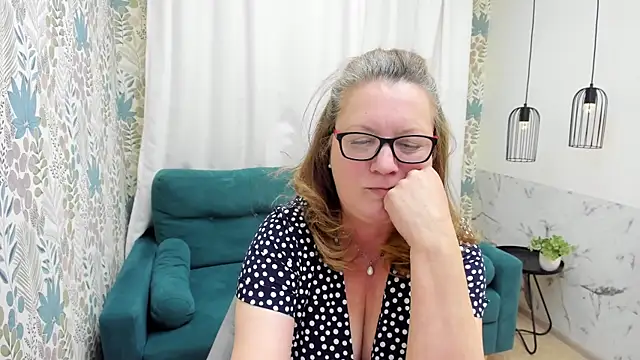 LeaPuren Live XXX chat