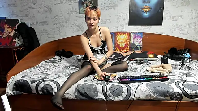 Chat +18 de KagamiTayga ao vivo