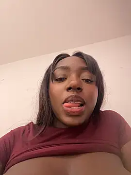 alissradiante1 Show in webcam