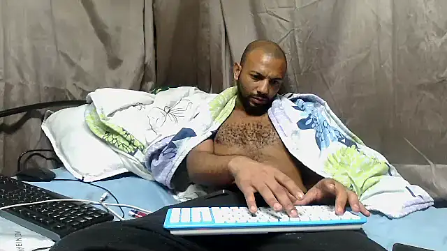 Chatroom XXX en direct de Camodick