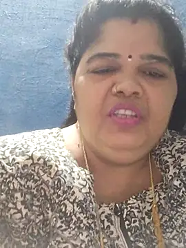 tamilthanushri Chat XXX live