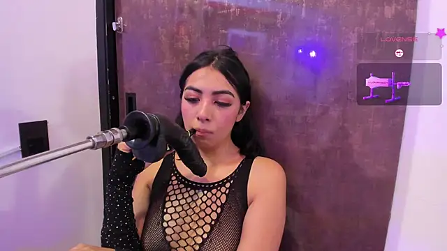 Chatroom XXX en direct de cherry_skinny_