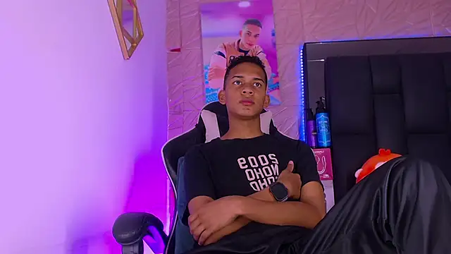 dilan_alfonzoのウェブカメラショー