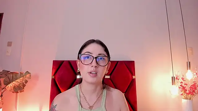 Živý XXX chat Emilywatsonn