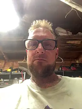 WIDBIGWHITECOCK's Webcam Show