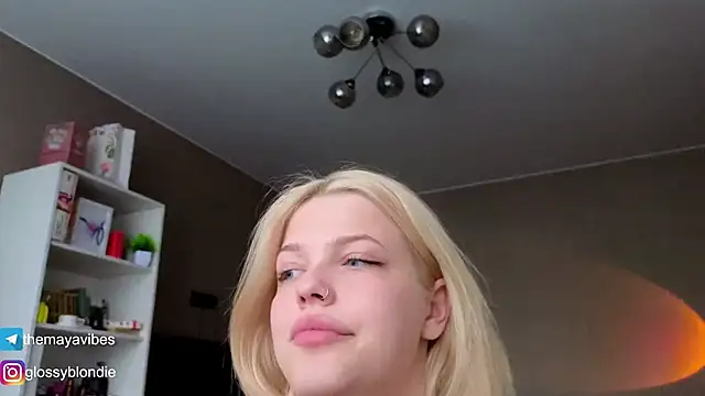 Maya_Rave: онлайн-секс-чат