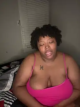 Chocolatebunnyxx96 Live XXX-Chat