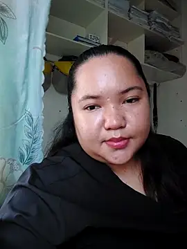 LianaCruzado Pertunjukan Webcam