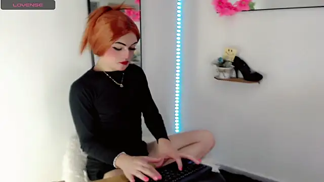 NathalialLooes – Kamerová šou