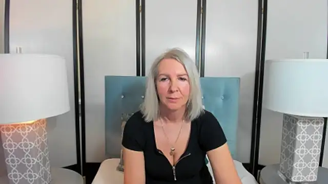 EricaTop élő XXX-chatje