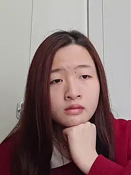 kerthwxtt Adlı Modelin Canlı XXX Sohbeti