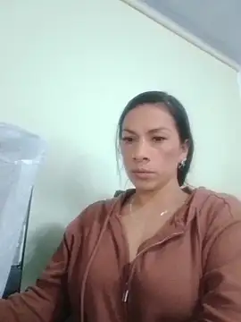 Онлайн чат XXX aliaandadara