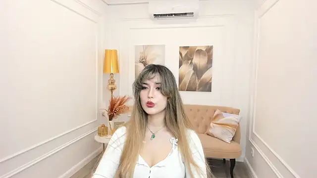 AnneTLi's Live XXX Chat