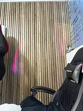 LanaMills_'s Live XXX Chat