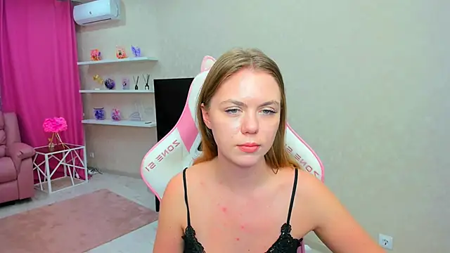 Strawberrye: онлайн-секс-чат