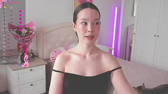 kittenrisha webkamerás műsora