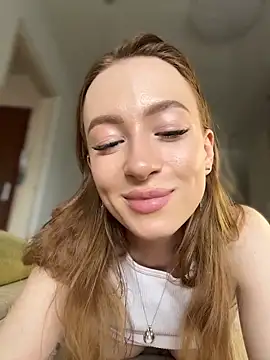 Little_Candy_18: απευθείας συνομιλία ΧΧΧ