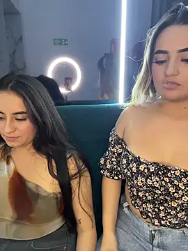 Antonella_Julieta 라이브 XXX 채팅