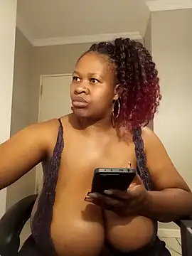 bustylisa1983 Live XXX Chat