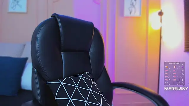 دردشة lucy_neil الجنسية المباشرة