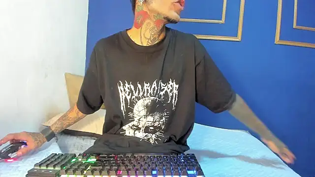 Chatroom XXX en direct de Demon_Rose_