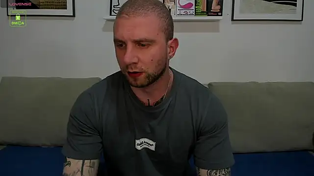 Pokazy przed kamerką – Gerard_Finbar