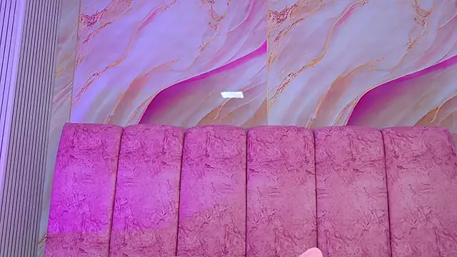 emmacurvy লাইভ XXX চ্যাট