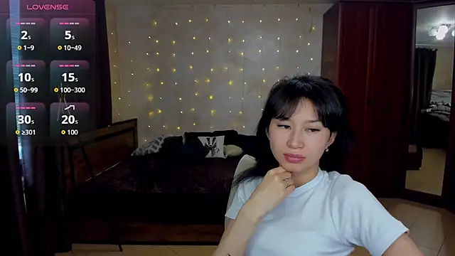 SheilaRare live XXX chat