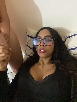 Midnightcatt Adlı Modelin Canlı XXX Sohbeti