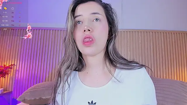 Онлайн чат XXX MiaBrokss_