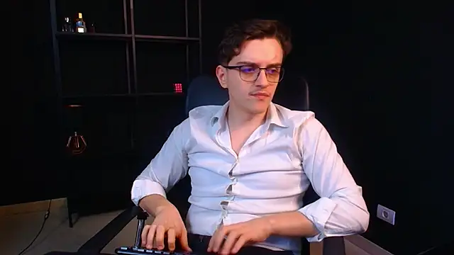 Chatroom XXX en direct de FelixStarkk