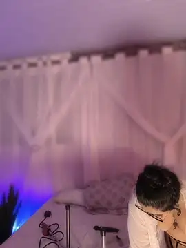 AdyanaRosies' Live XXX Chat