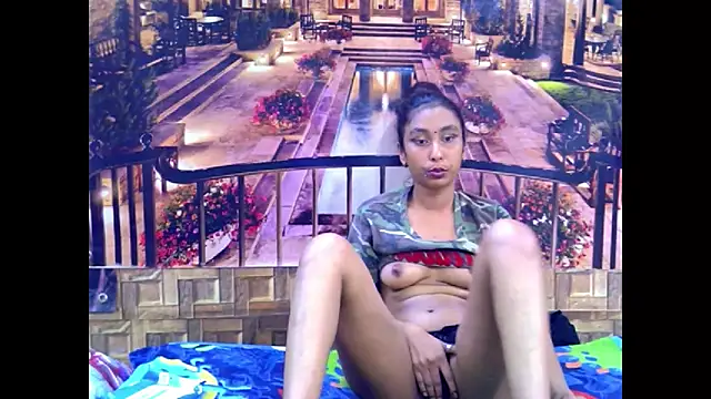 IndianSexyButt Chat XXX in diretta