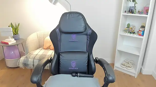 _BellaEvans_: απευθείας συνομιλία ΧΧΧ