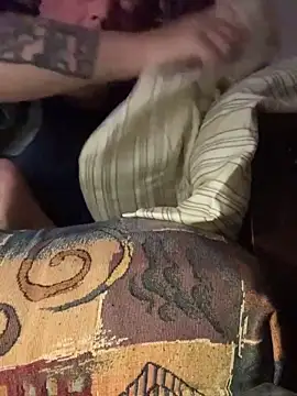 Stephanie1984 Adlı Modelin Canlı XXX Sohbeti