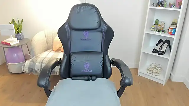 _BellaEvans_: онлайн-секс-чат