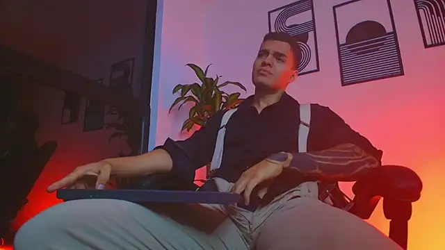 Živý XXX chat ALPHA_DOMINUS_