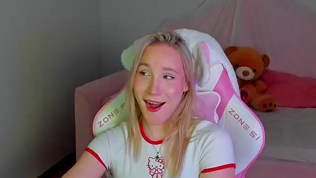 ElaraVoltage 라이브 XXX 채팅