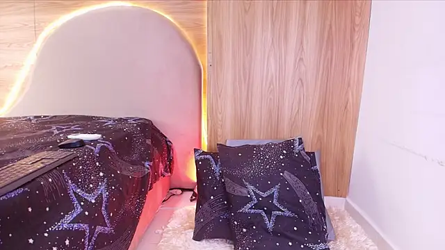 Živý XXX chat kiara_lp