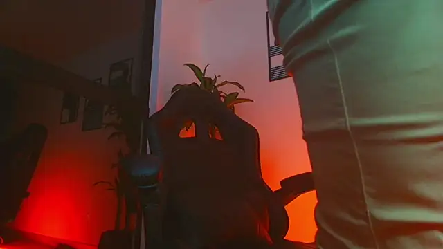 Онлайн чат XXX ALPHA_DOMINUS_