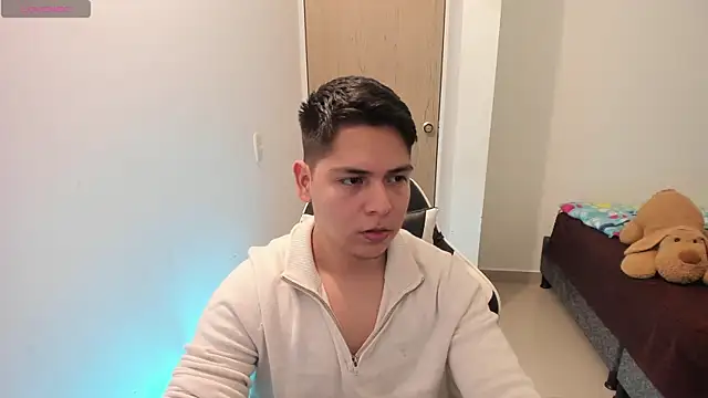 XXX chat uživo modela Asta_YunoXXX