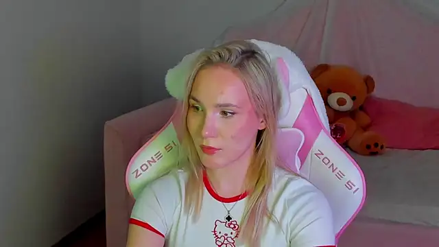 ElaraVoltage: απευθείας συνομιλία ΧΧΧ