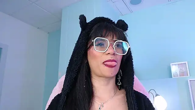 دردشة Emerald_gh الجنسية المباشرة