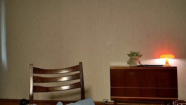 MadeInParadise élő XXX-chatje