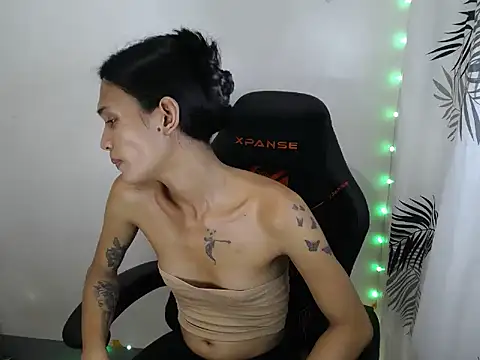 kate_69x webkamerás műsora