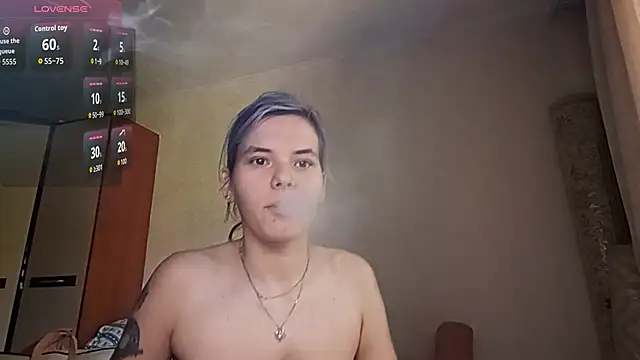 XXX chat uživo modela CallerKoran